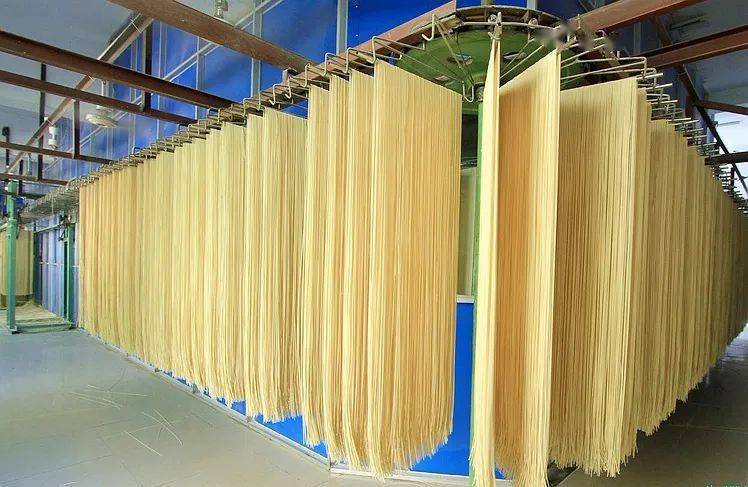 太阳成tyc7111cc：
“2020年四川服务业百强企业” 生活公司上榜(图10)