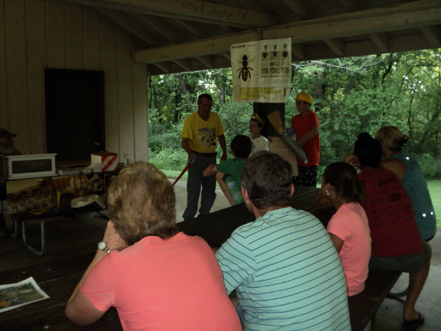 宝华洲社区:武动功夫 强健体魄:tyc7111cc太阳成集团(图3) 太阳成tyc7111cc官网